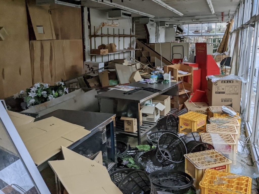 石川県輪島市 水害被害に遭われた「もとやスーパー」へ支援物資提供